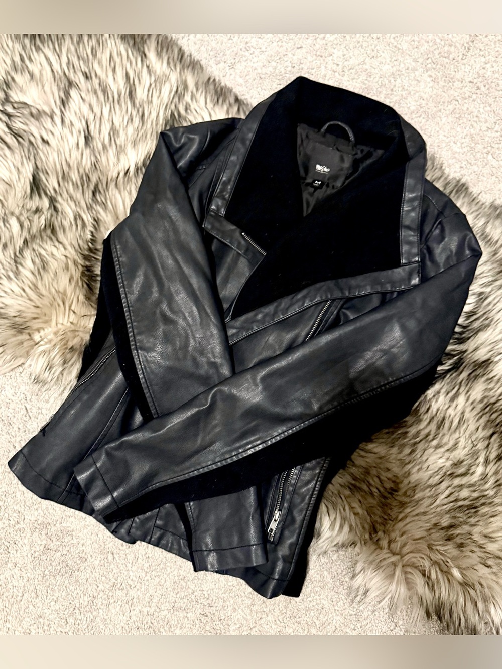 Women’s Mossimo Black Leather Jacket